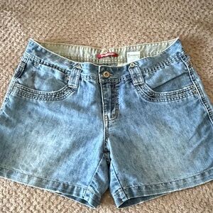 UNIONBAY Women's Light Blue Denim Cutoff Shorts